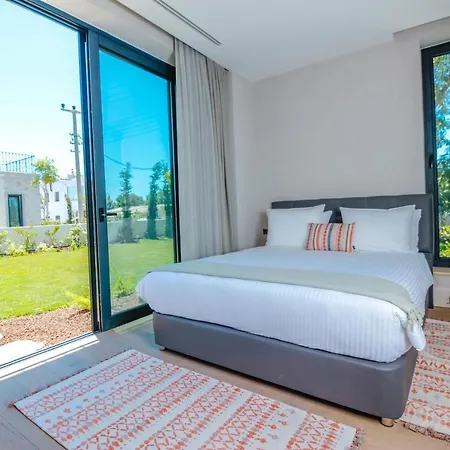 Ortakent Luxury Private With Pool *