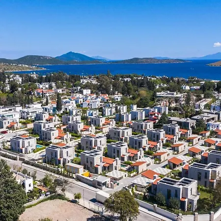 Вилла Ortakent Luxury Private With Pool *