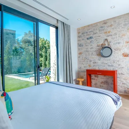 Ortakent Luxury Private With Pool 빌라 *